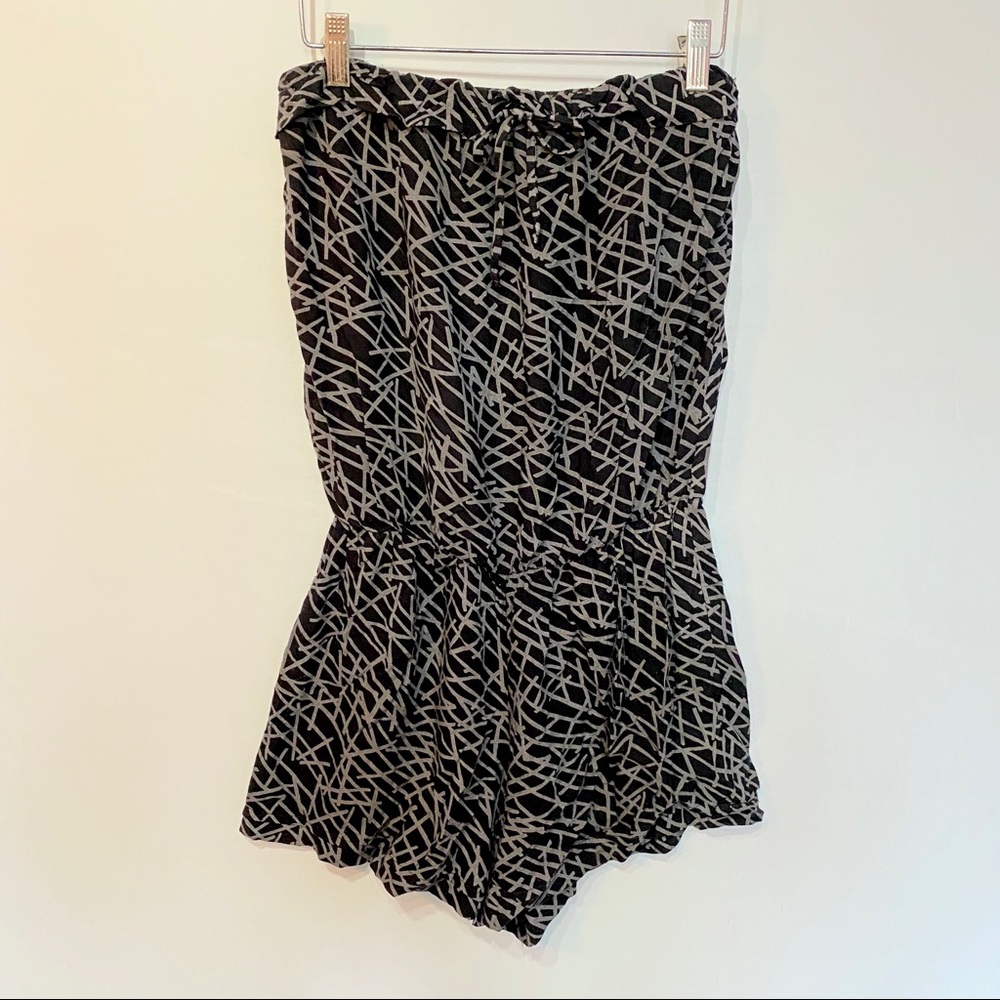 Strapless romper